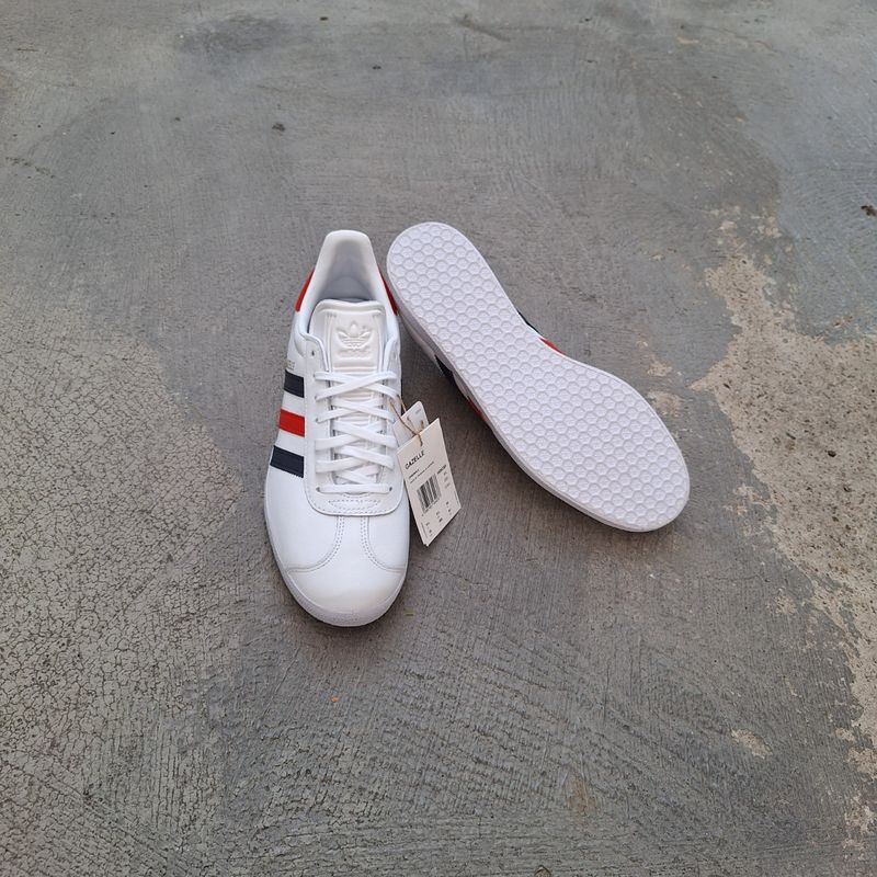 Tênis Adidas Gazelle Branco White Legend Ink Red Dswt Adidas