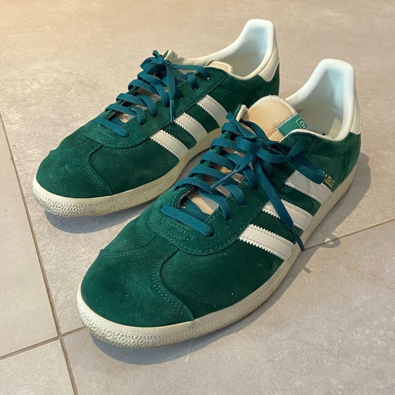 Adidas gazelle verde escuro best sale