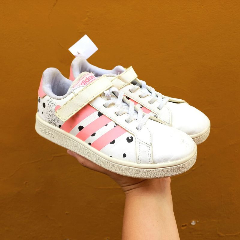 Tênis Adidas Grand Court Minnie Off-whitte e Rosa Tamanho 32 Tênis  Infantil com Fecho de Velcro Calçado Infantil para Meninas Adidas Usado 