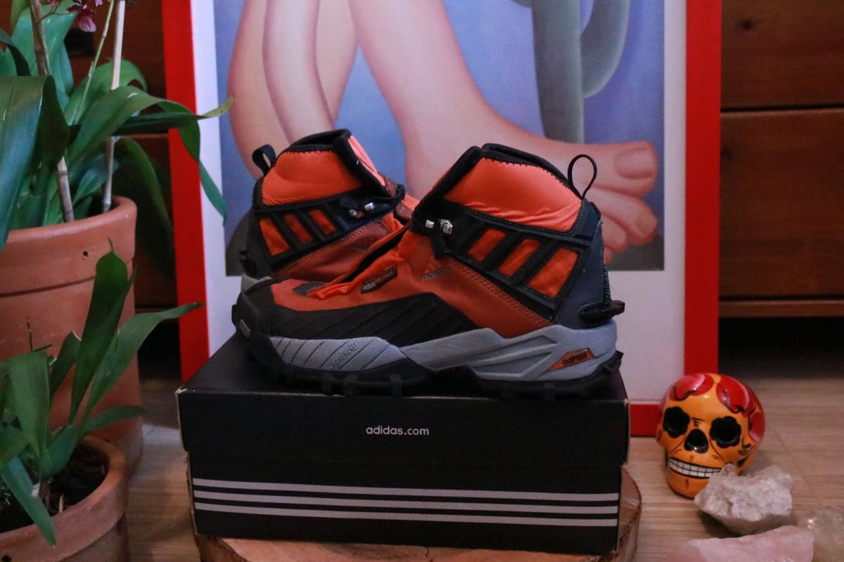 tenis adidas impermeavel