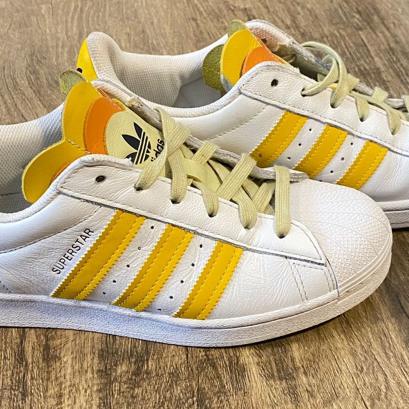 Superstar amarelo store