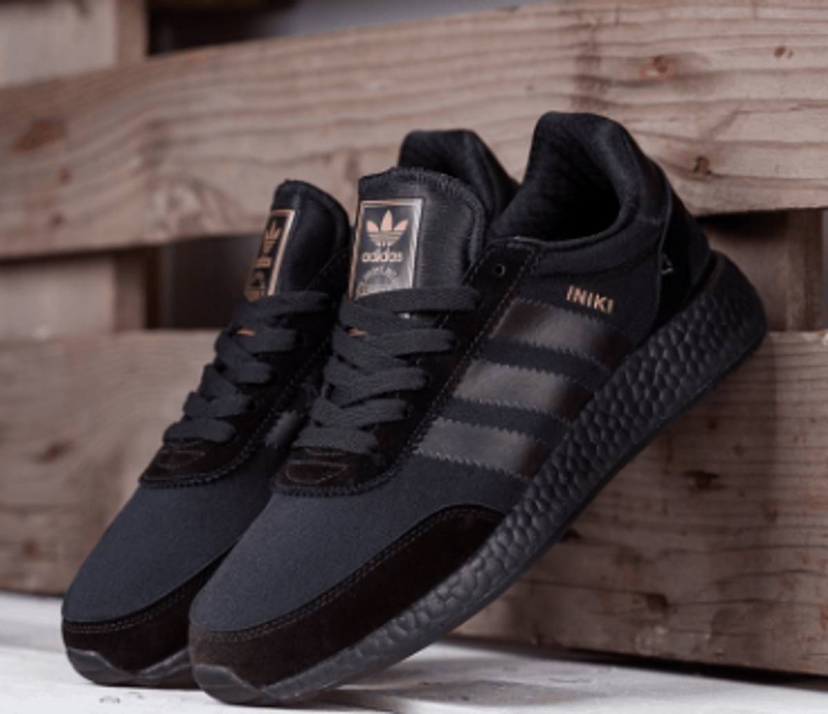 tênis adidas iniki preto