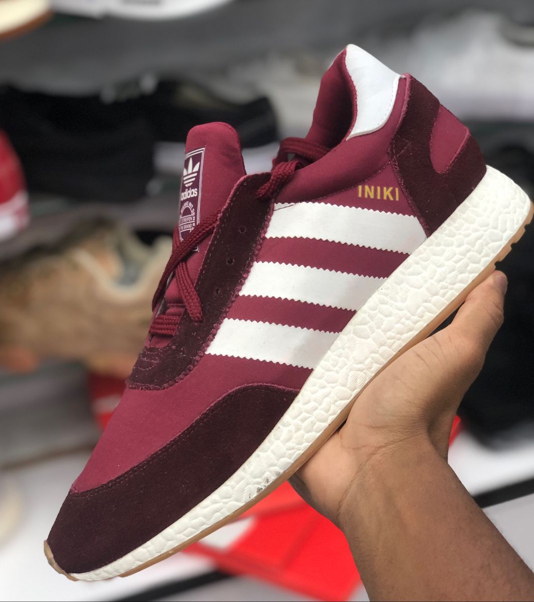 tenis adidas iniki vinho