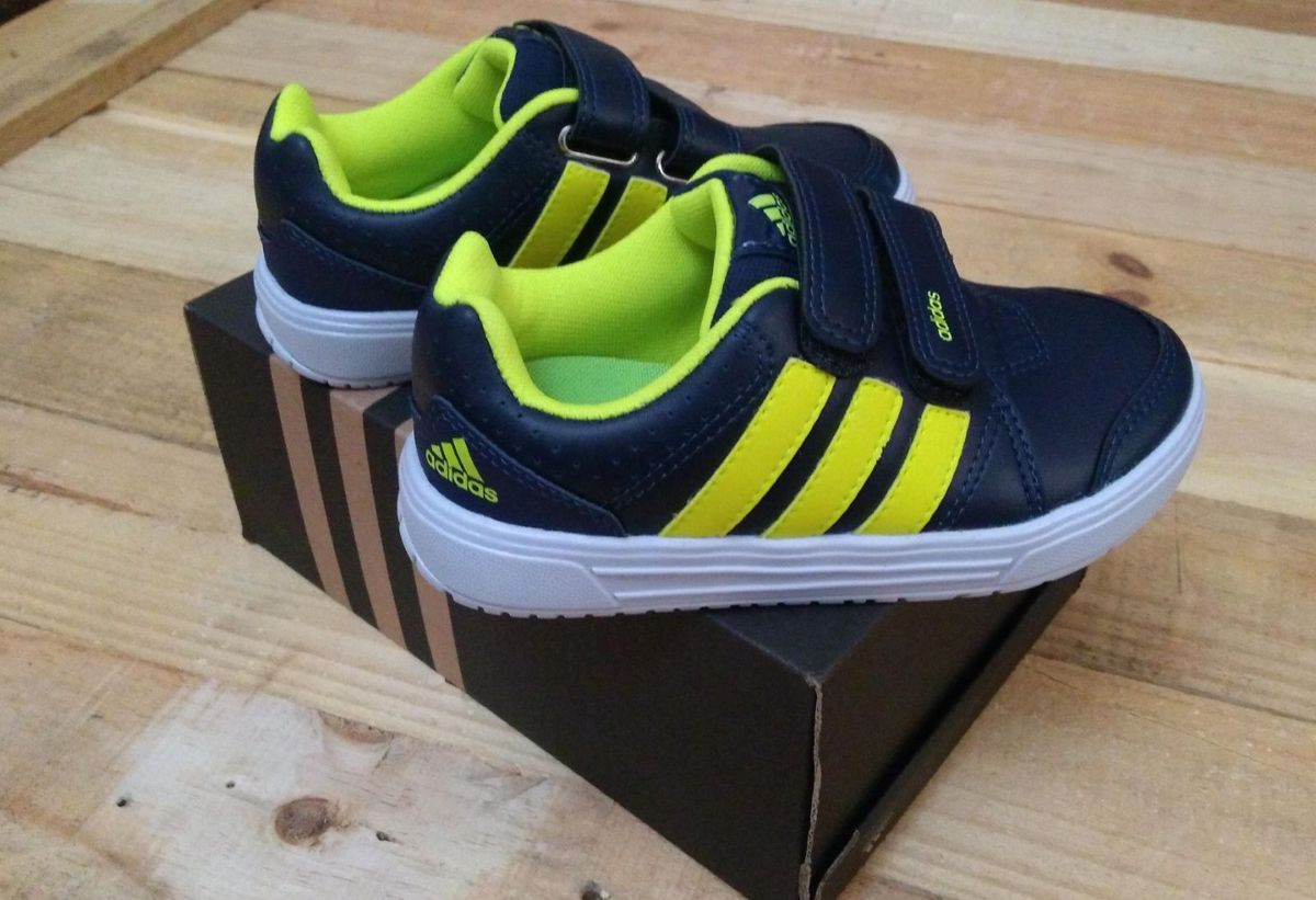 tenis adidas 33 masculino