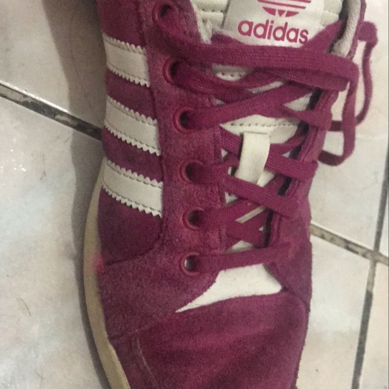 Tenis adidas best sale marsala feminino