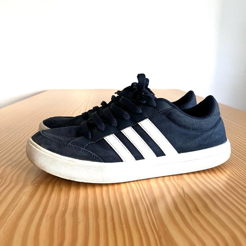 Adidas hotsell azul 42