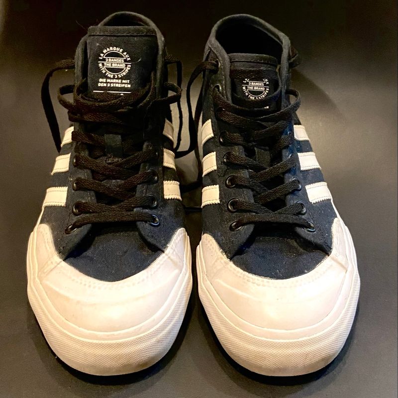 Adidas matchcourt preto hotsell