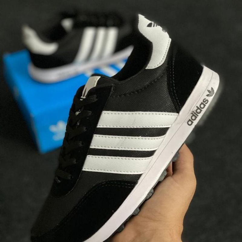 Adidas neo shop preto e branco