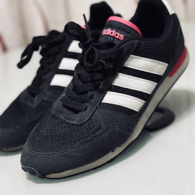 Adidas neo 2025 preto e rosa