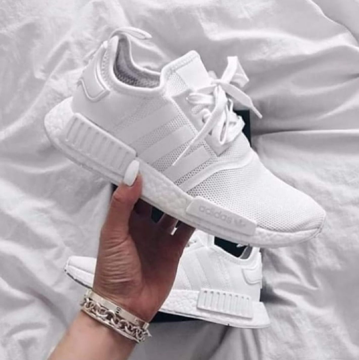 sapato da adidas branco