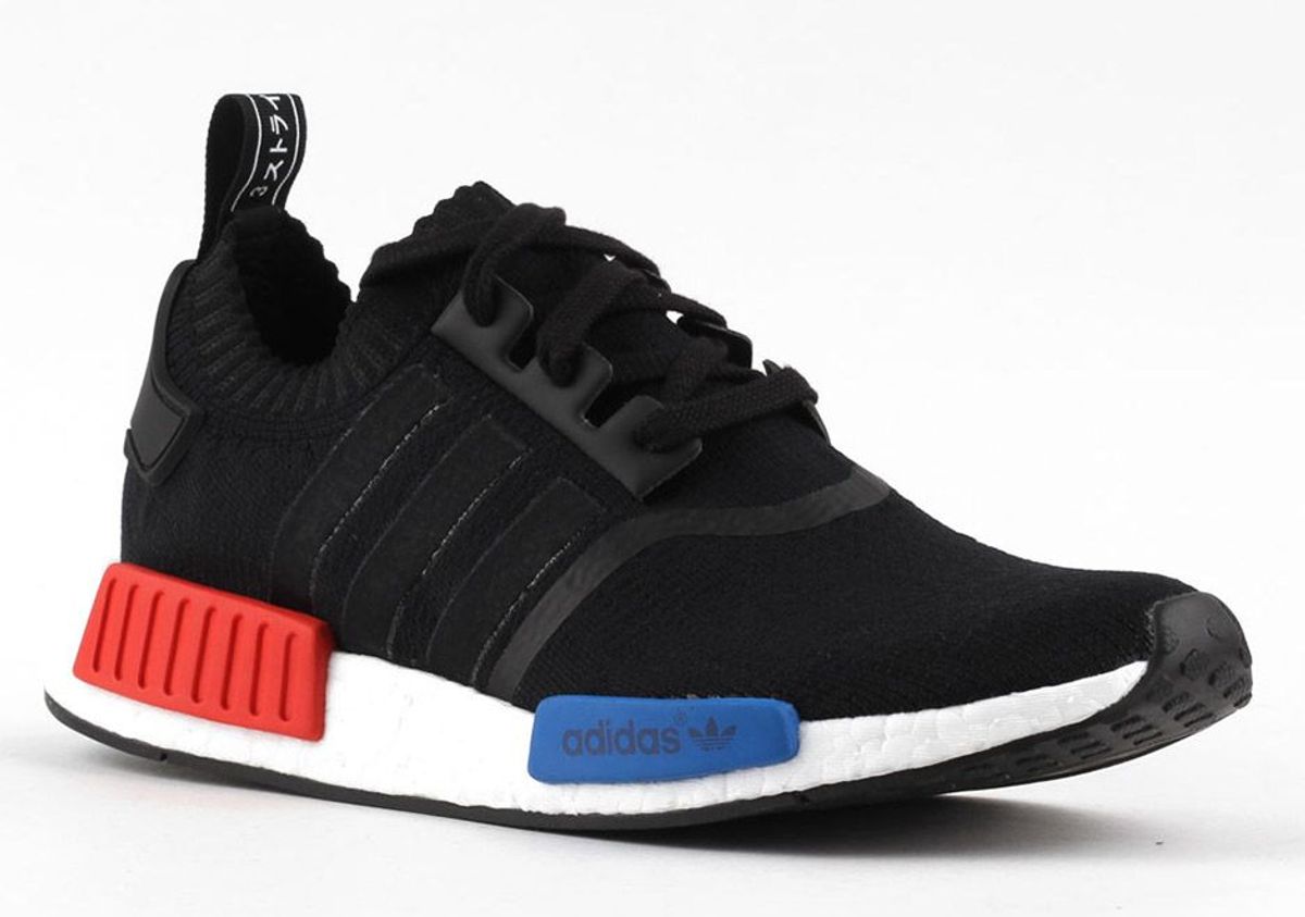 nmd preto azul e vermelho