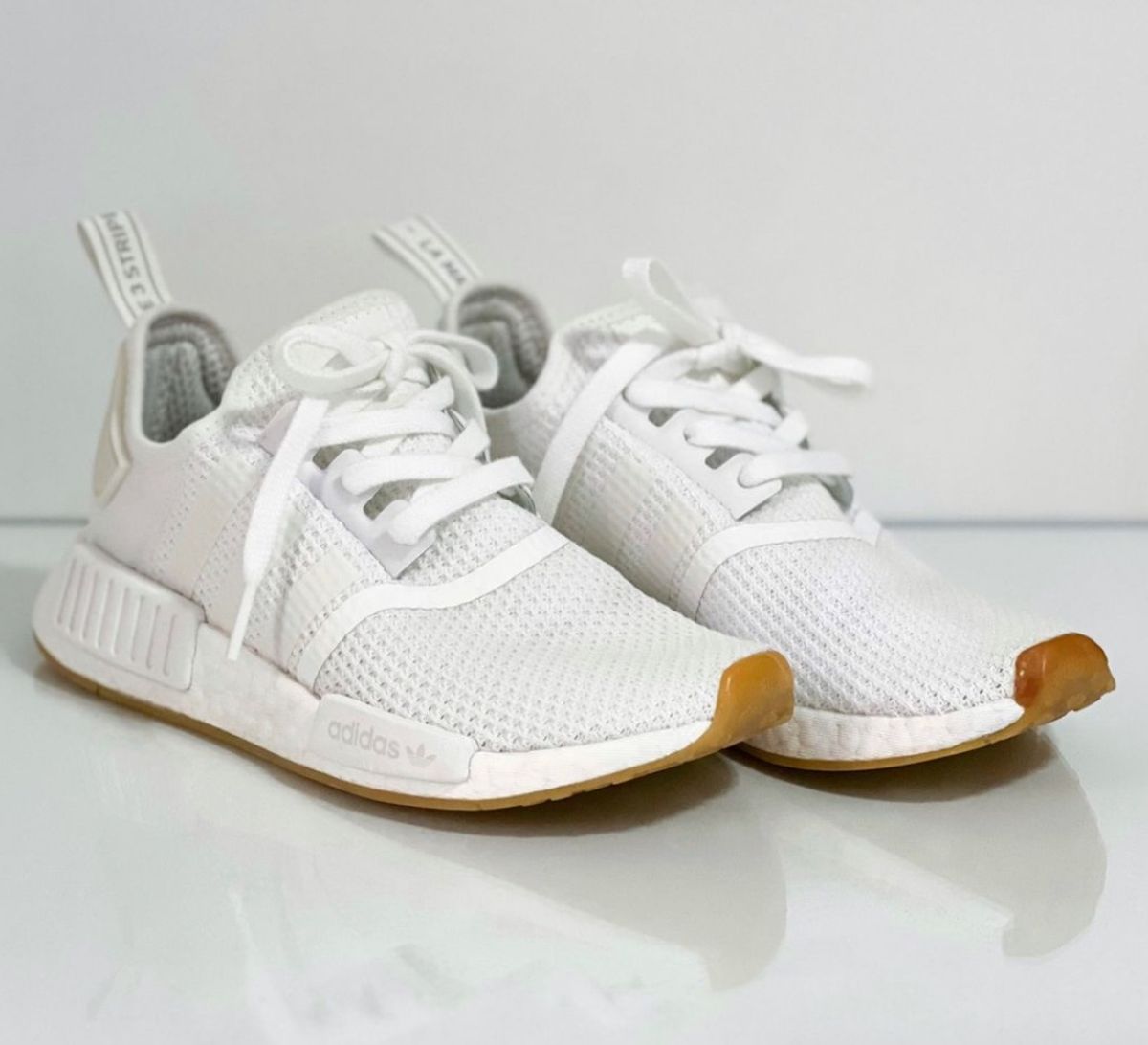 Tênis Adidas Nmd R1 Originals Branco e Off White Tamanho 34 Ótimo