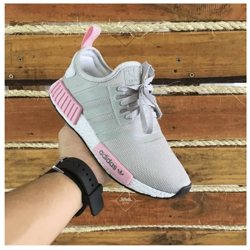 Adidas cinza e rosa hot sale nmd