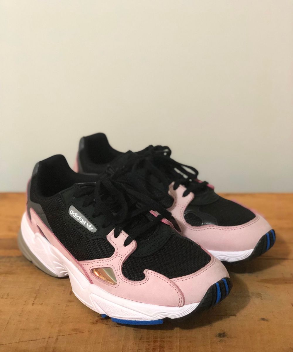 adidas falcon preto e rosa