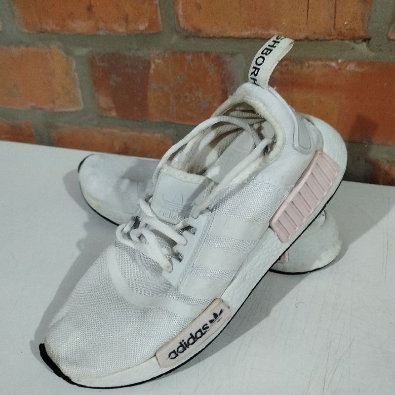 adidas gazelle silver green womens Tênis Adidas NMD R1 Spectoo Preto/Rosa – NewSkull main image 1