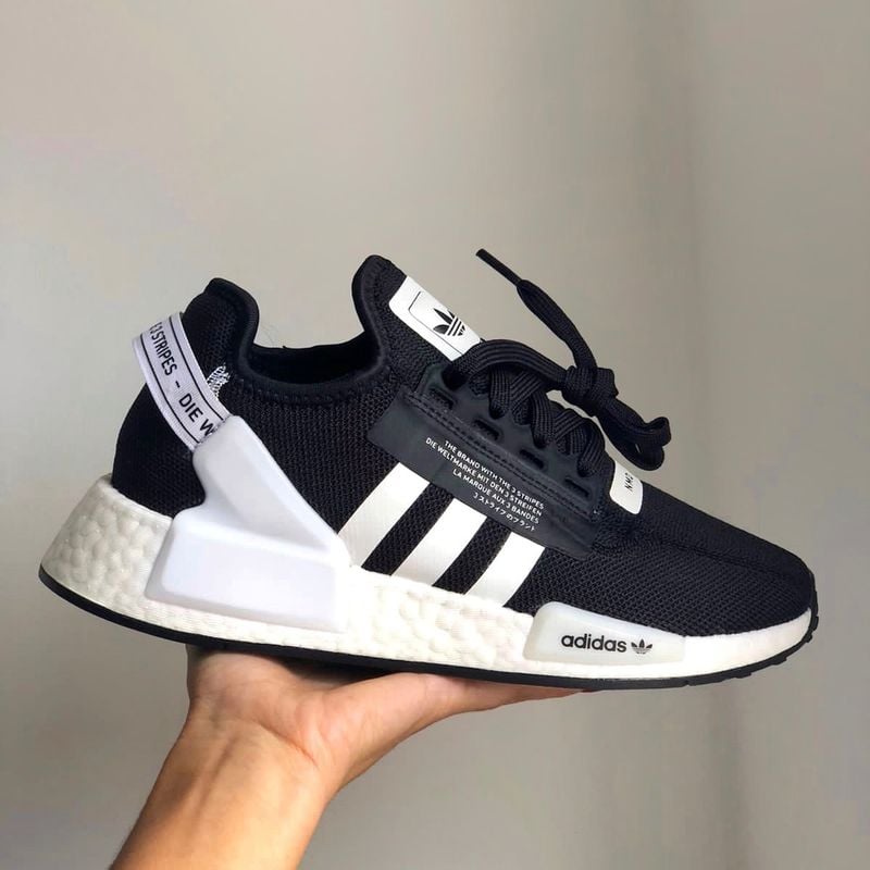 T nis Adidas Originals Nmd R1 Preto e Branco T nis Feminino Adidas Nunca Usado 90261610 enjoei