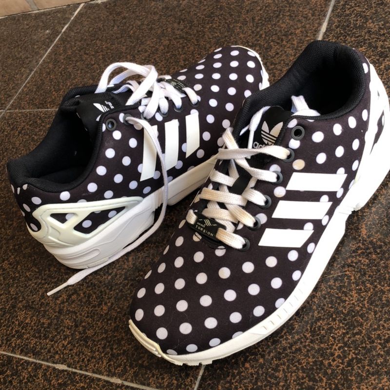 Adidas flux preto outlet e branco