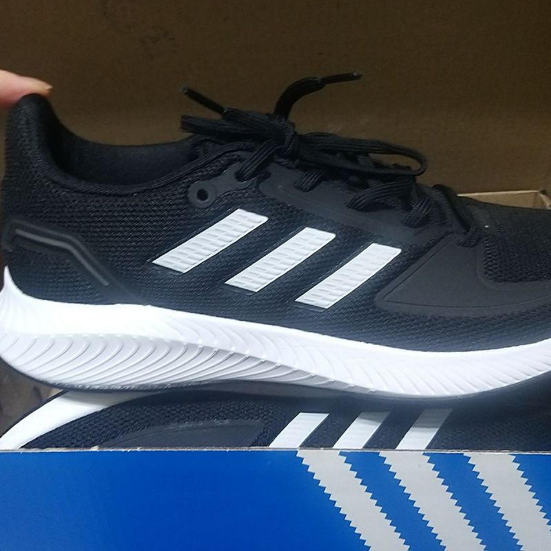 Tenis adidas hot sale preto feminino academia