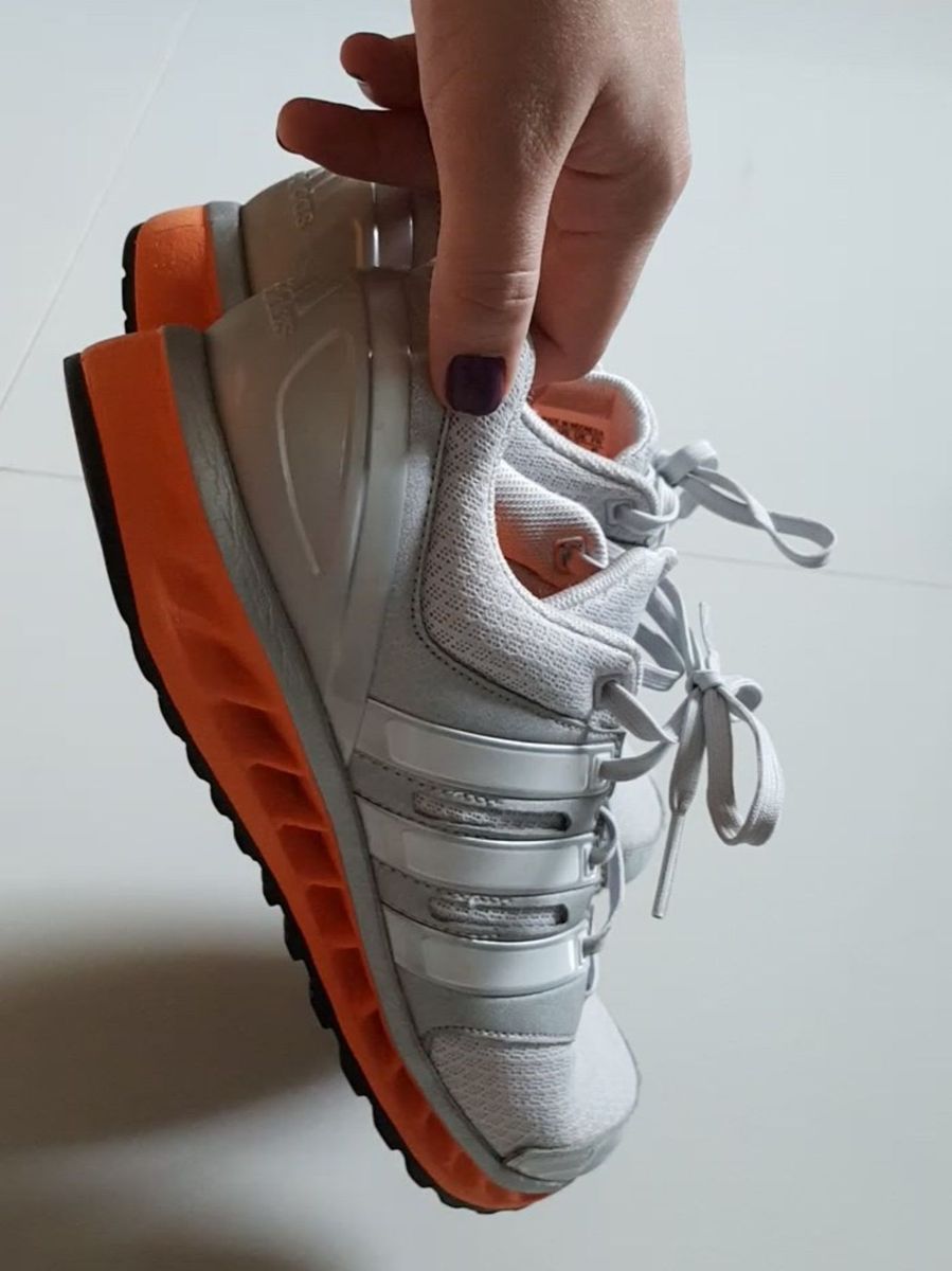 tenis adidas run strong