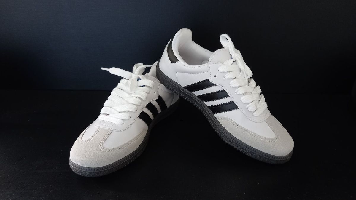 adidas gazelle silver green womens adidas Samba Indoor Soccer Shoes | Core Black-White