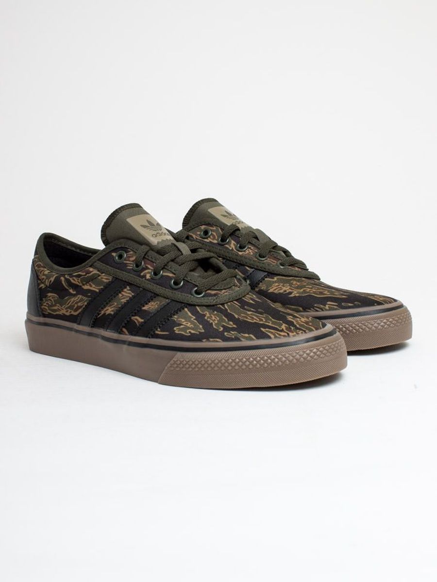 adidas skateboarding camuflado