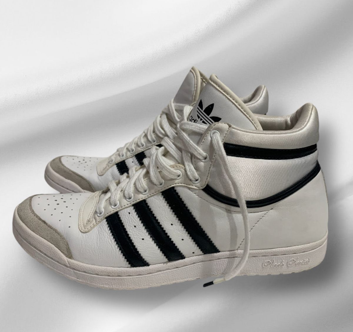 adidas gazelle silver green womens adidas Campus 00s Zalando Exclusive Glow in the Dark Beige – GlobalSneakers main image 1