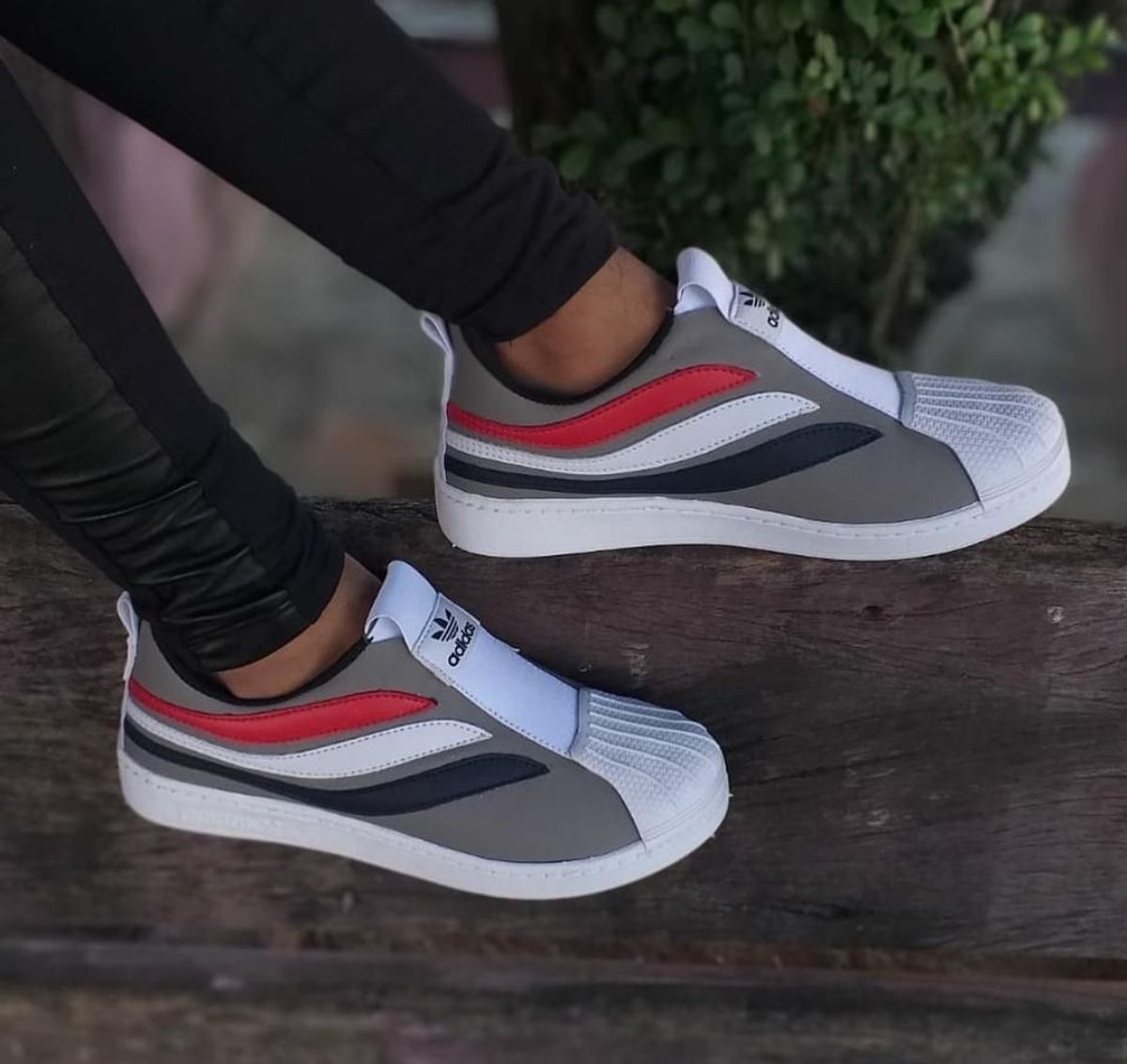adidas slip on novo