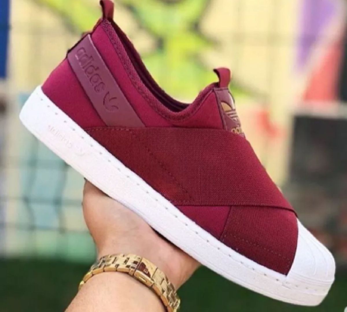 tenis adidas slip on bordo