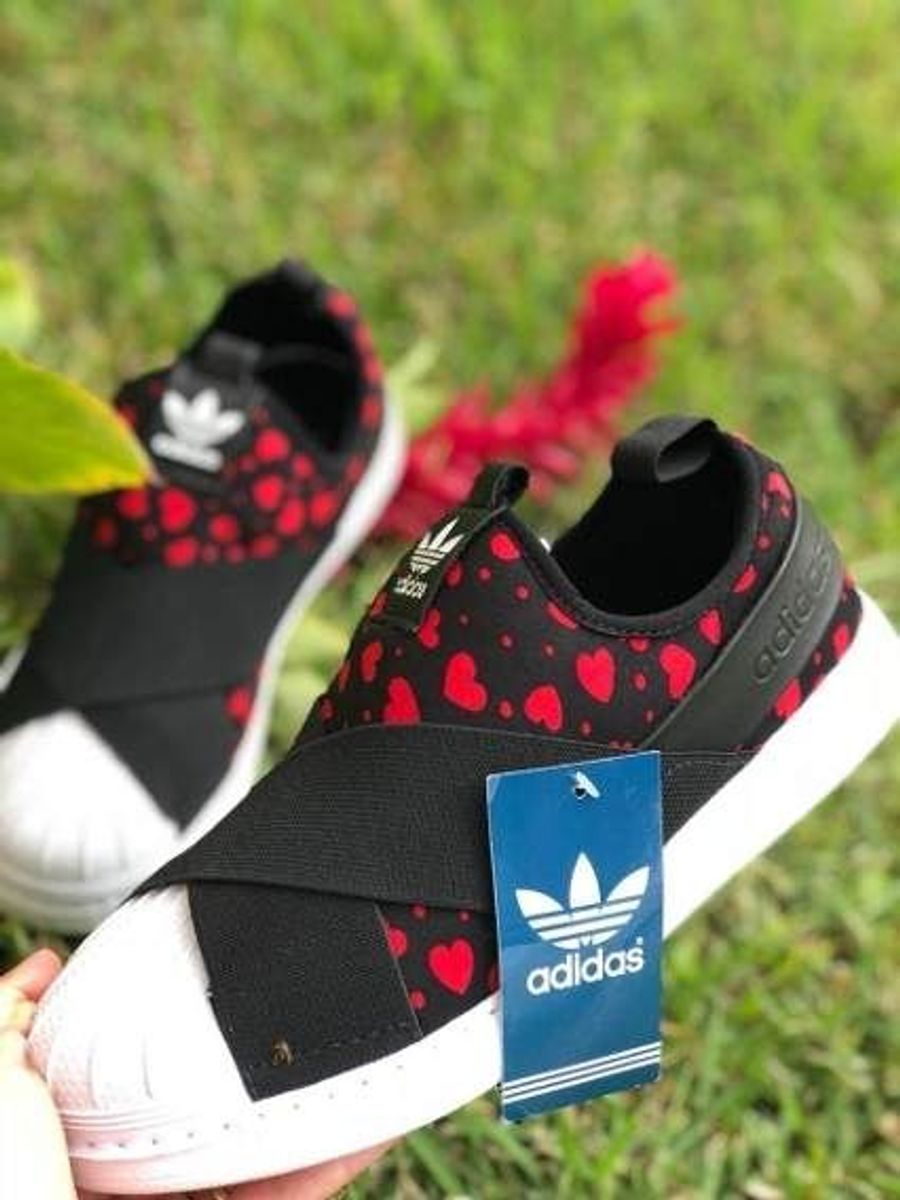 tênis adidas slip on elástico floral