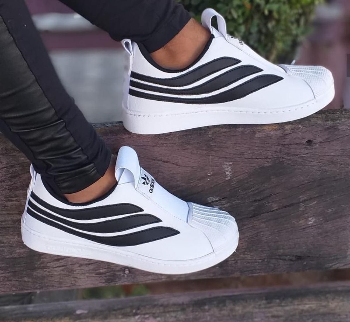 adidas feminino branco e preto