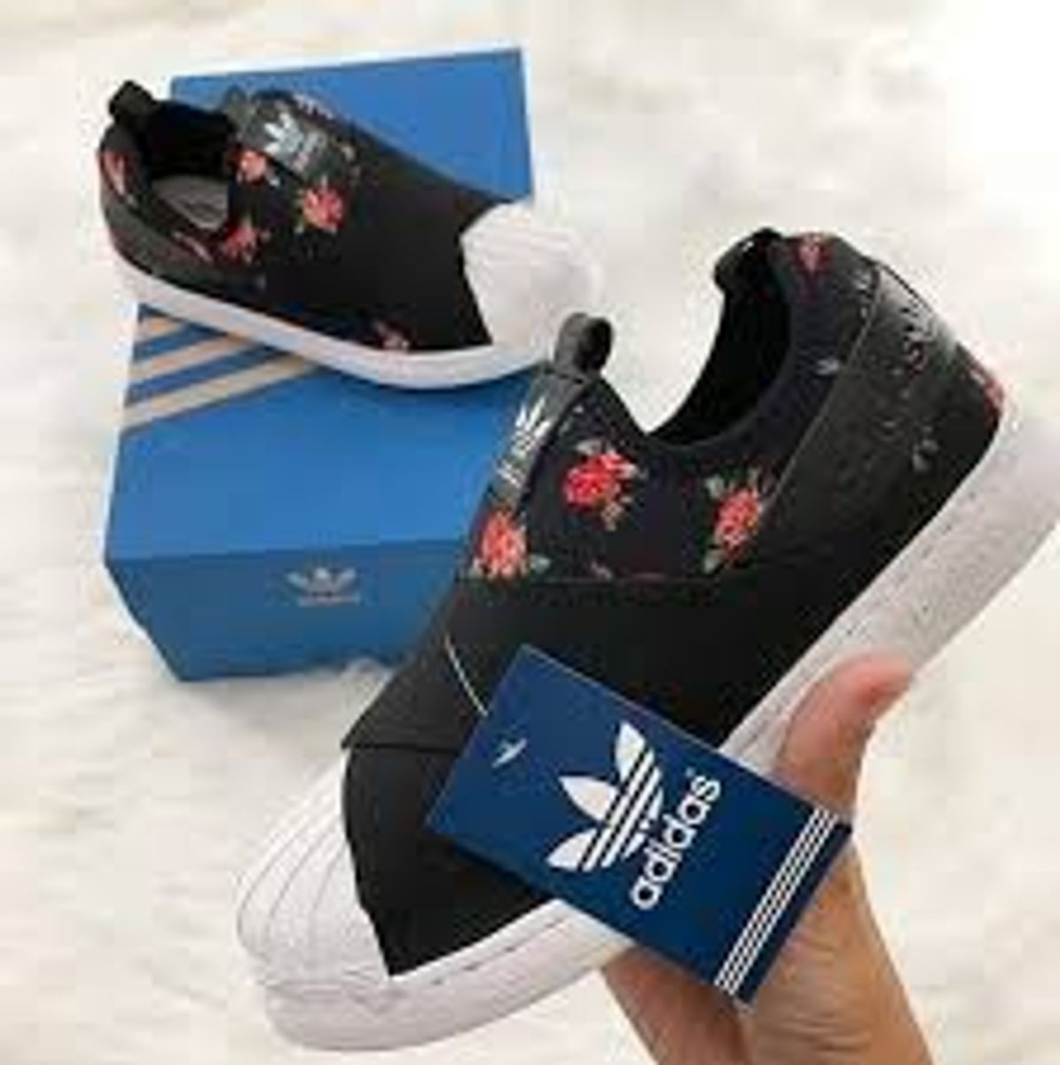 adidas slip floral