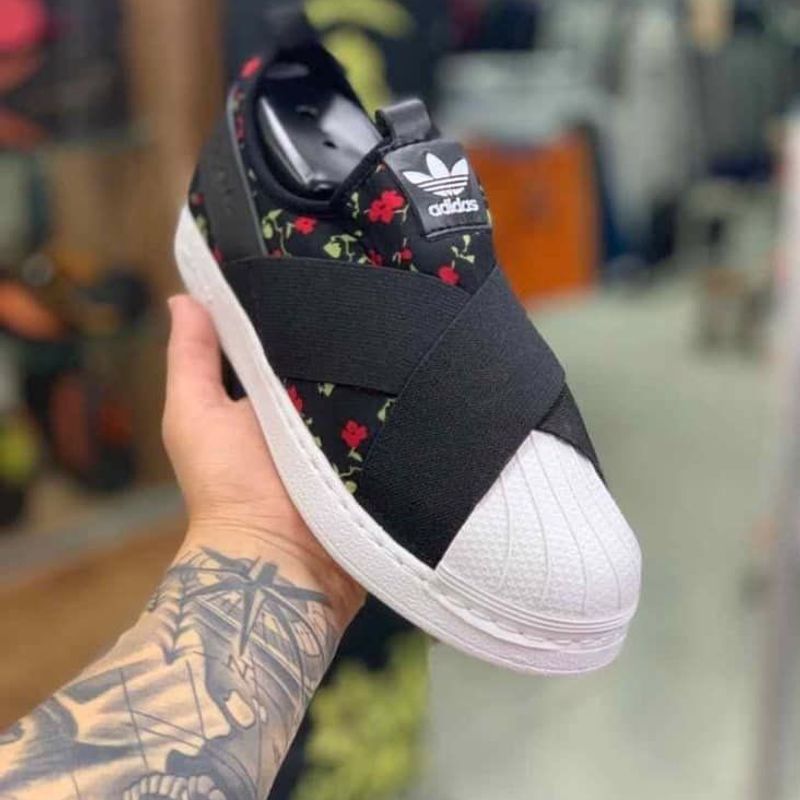 Adidas slip on outlet floral