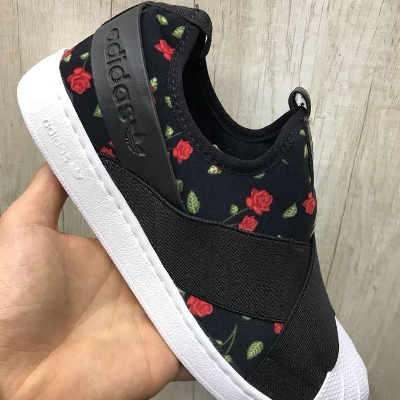 Adidas slip hot sale on floral