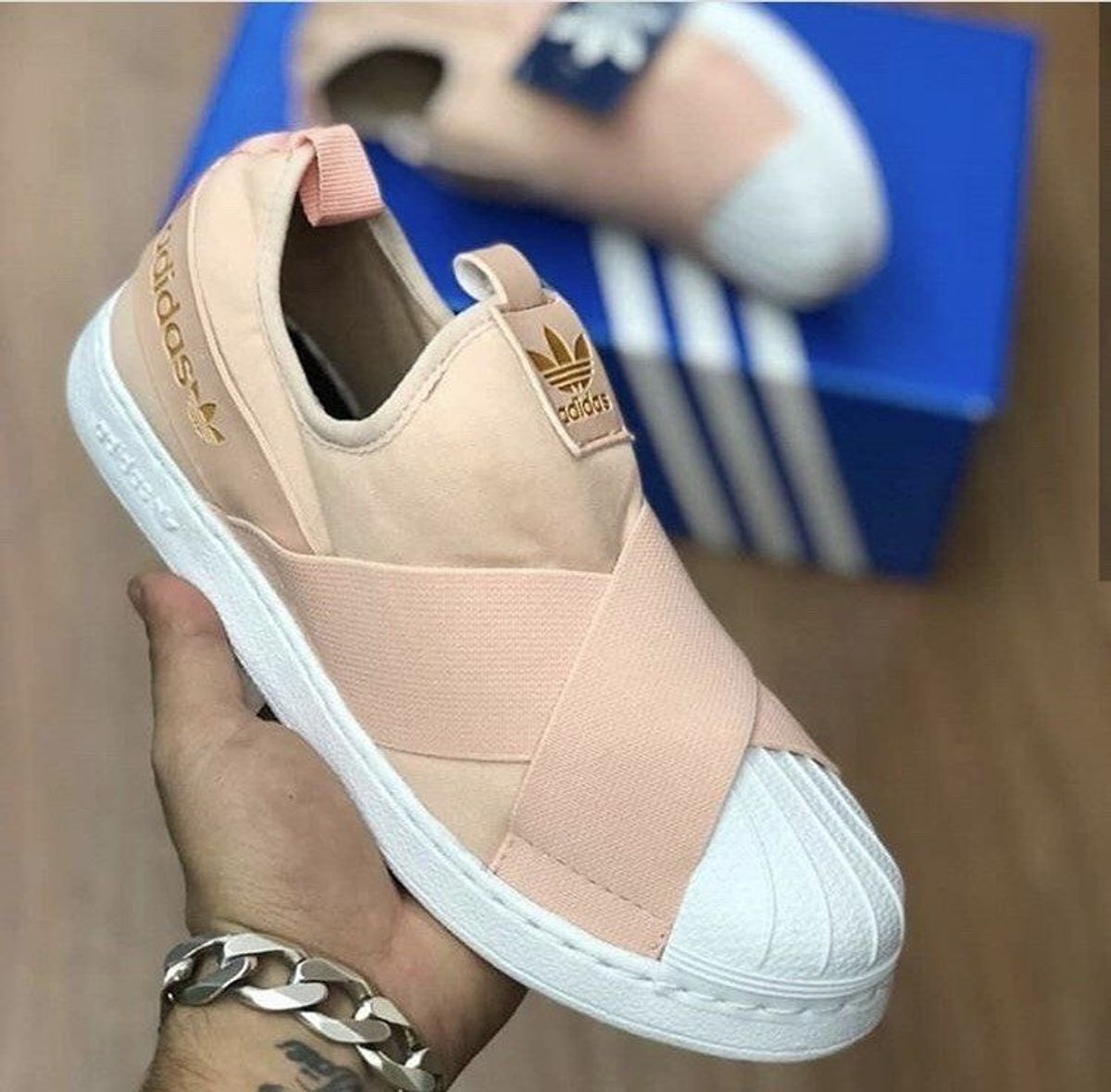 adidas slip on salmão