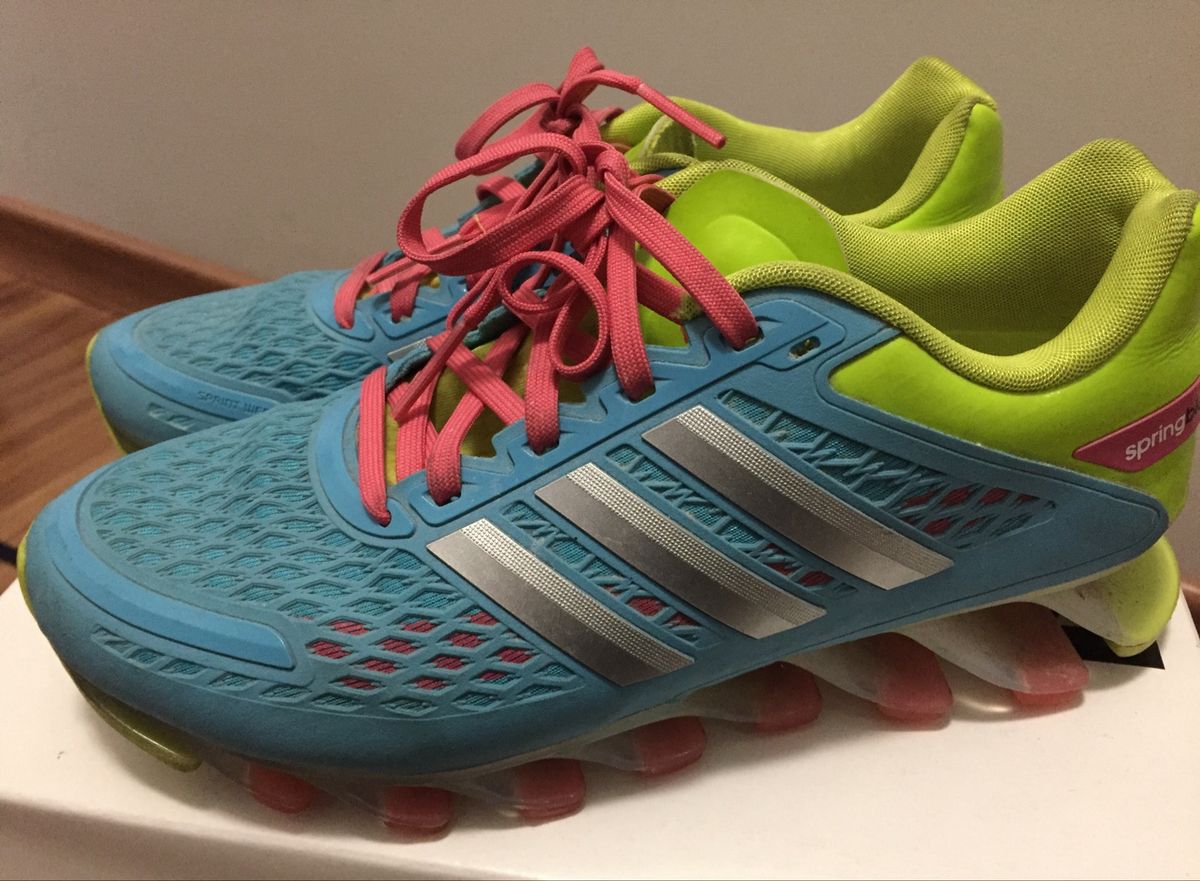 springblade azul e rosa