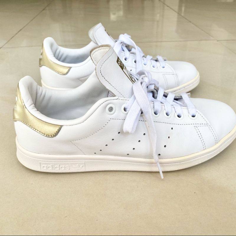 Adidas stan smith outlet branco e dourado