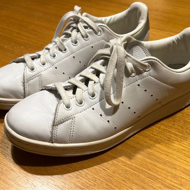 Tenis adidas feminino branco best sale stan smith