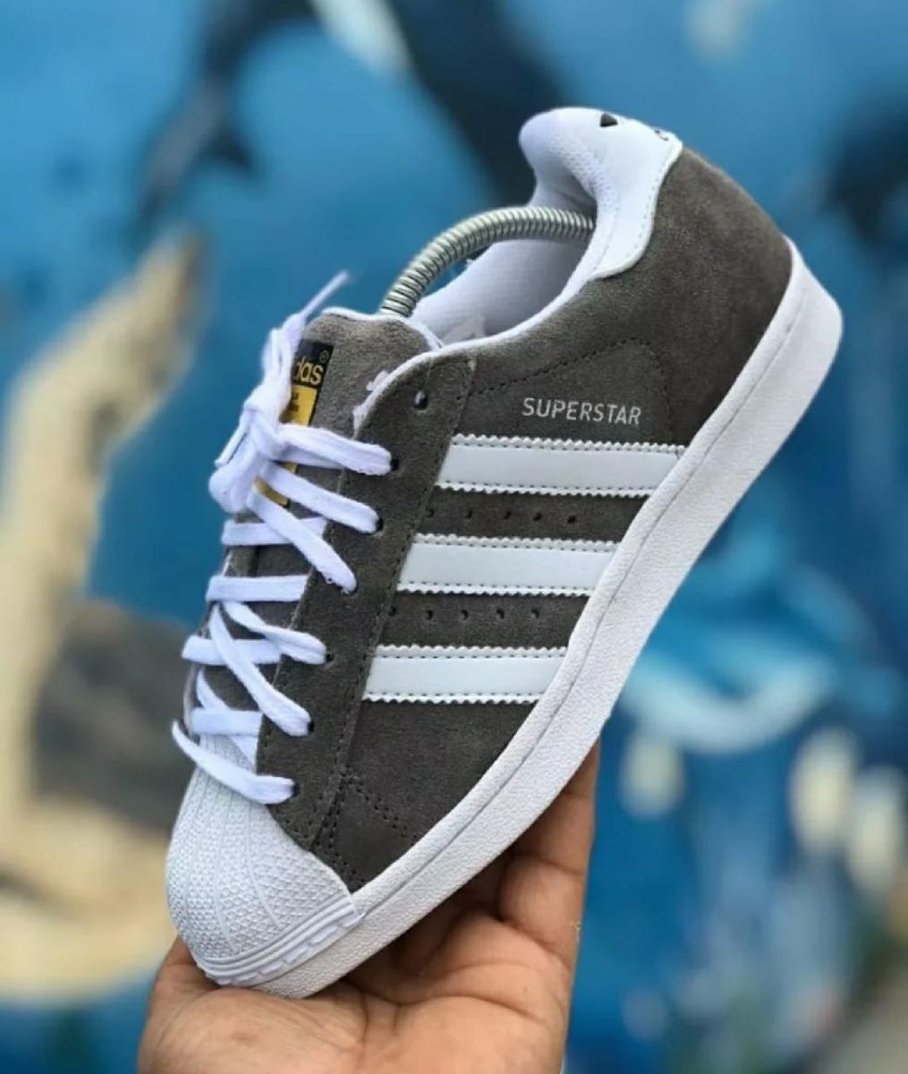 tenis adidas superstar cinza feminino