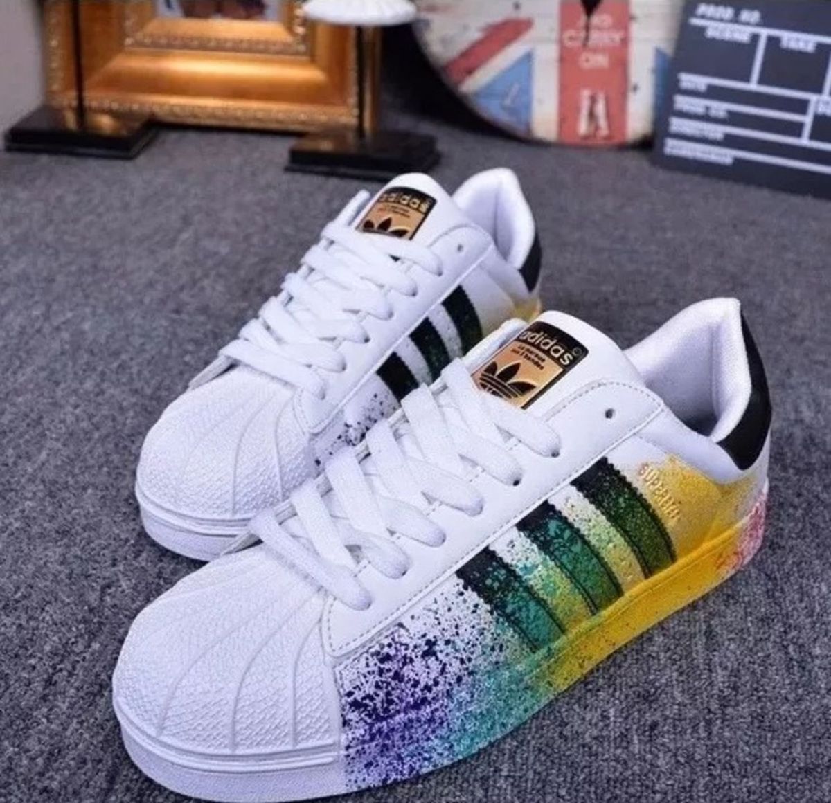 superstar adidas color splash