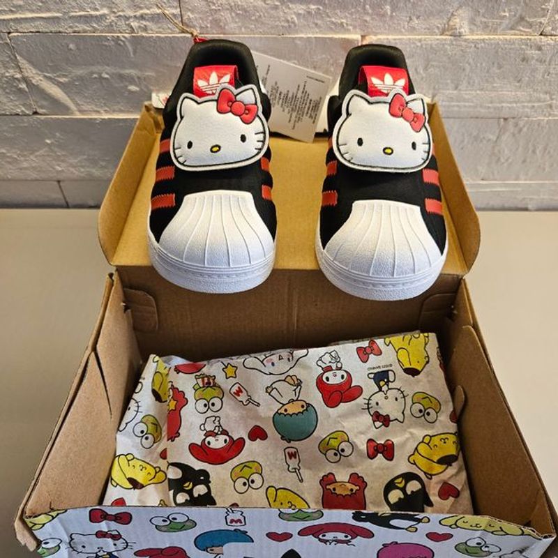 Tênis Adidas Originals Infantil Superstar Cf Hello Kitty Branco - Compre  Agora