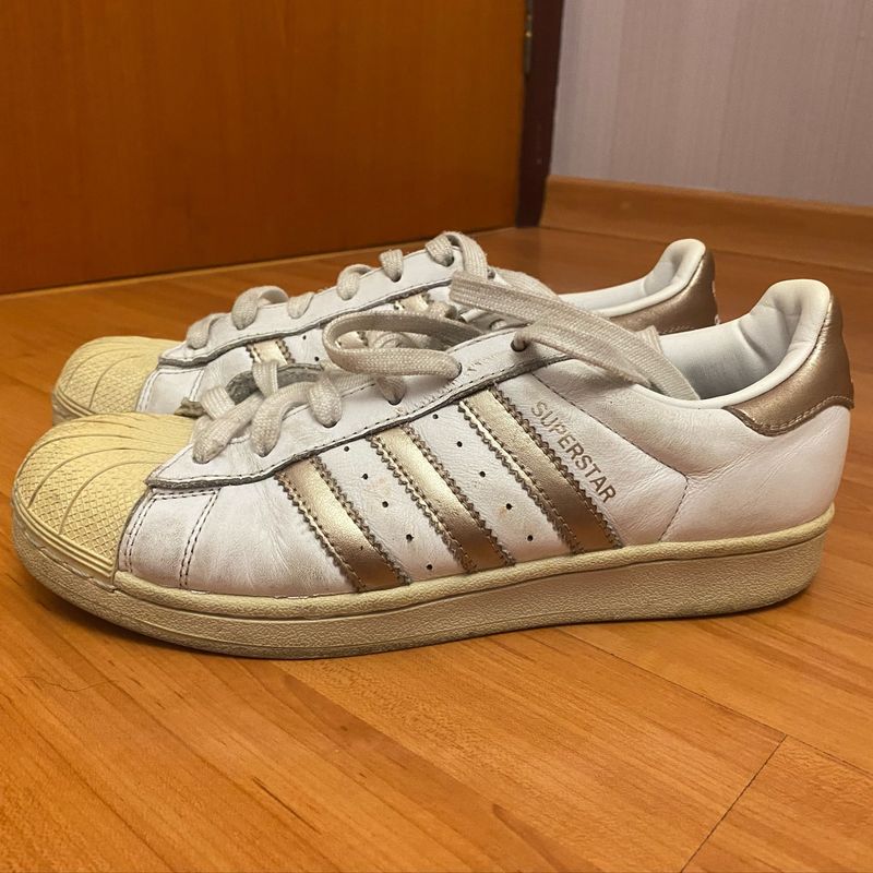 Tênis Adidas Superstar Feminino - Bege/Laranja