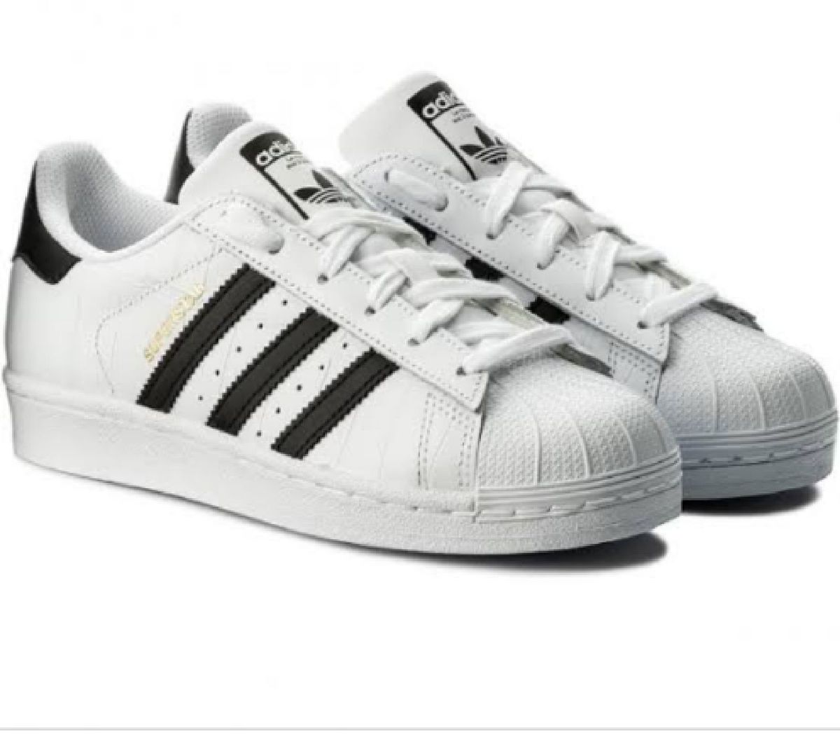 tenis adidas superstar é confortavel