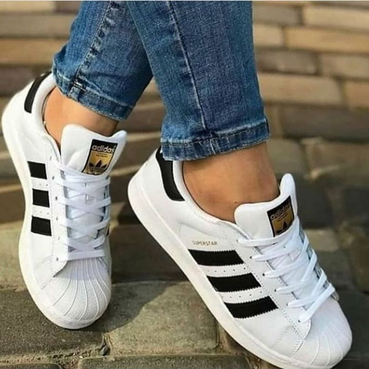 Tênis Adidas Superstar Branco Feminino Mega Promoção Envio 24 Horas ...