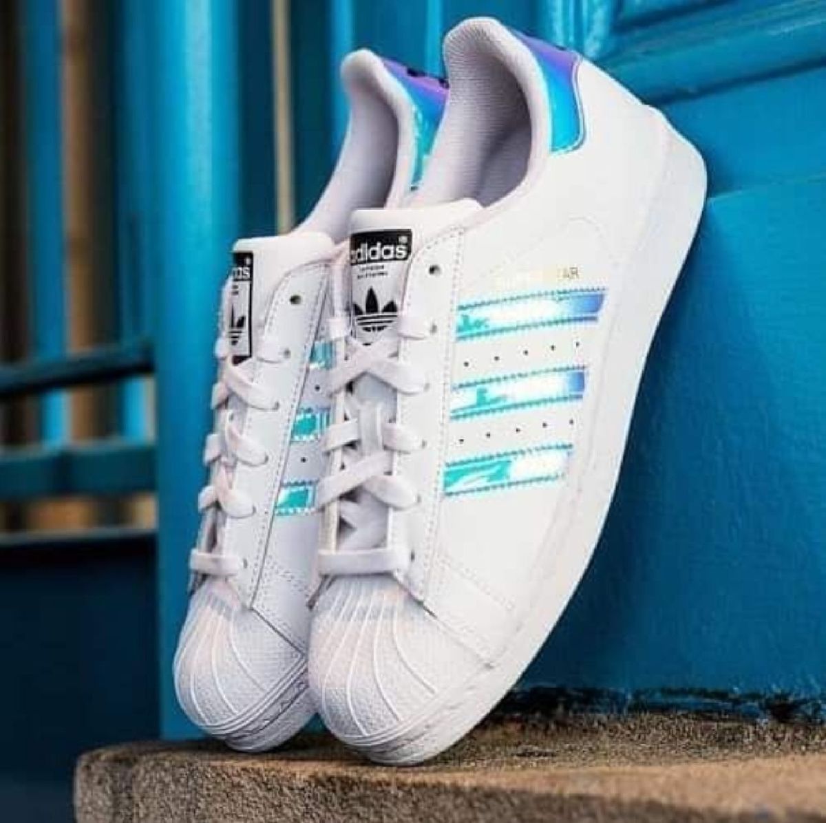 adidas colorido superstar