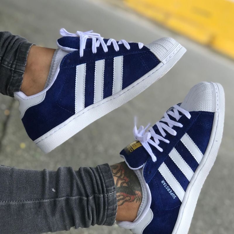 Tênis Adidas Superstar Branco Azul/ Camurça