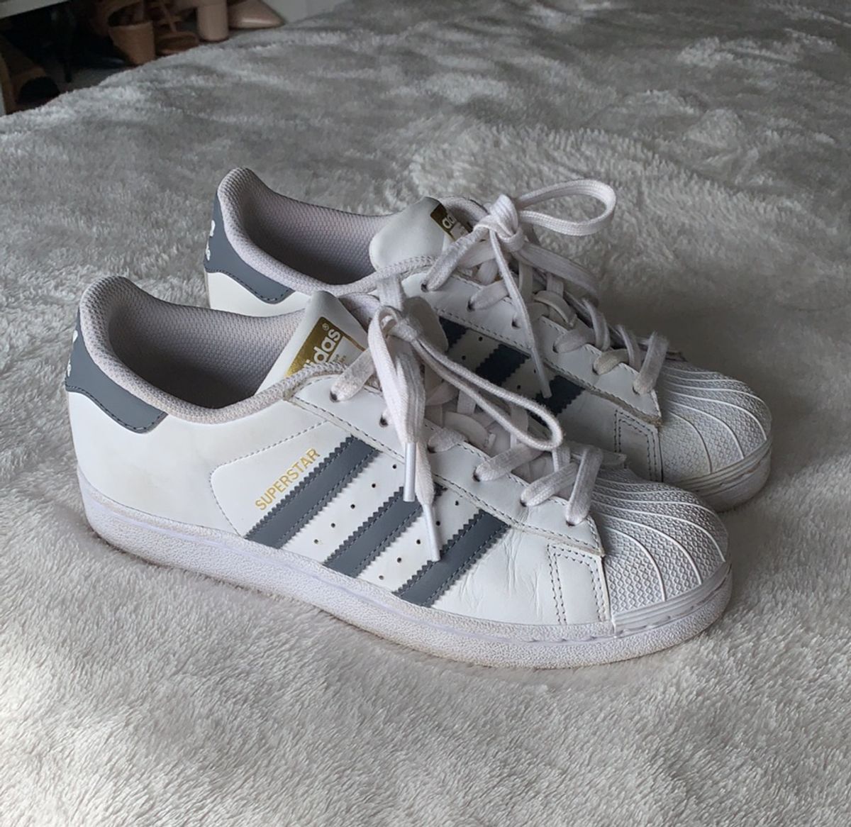 adidas superstar cinza feminino