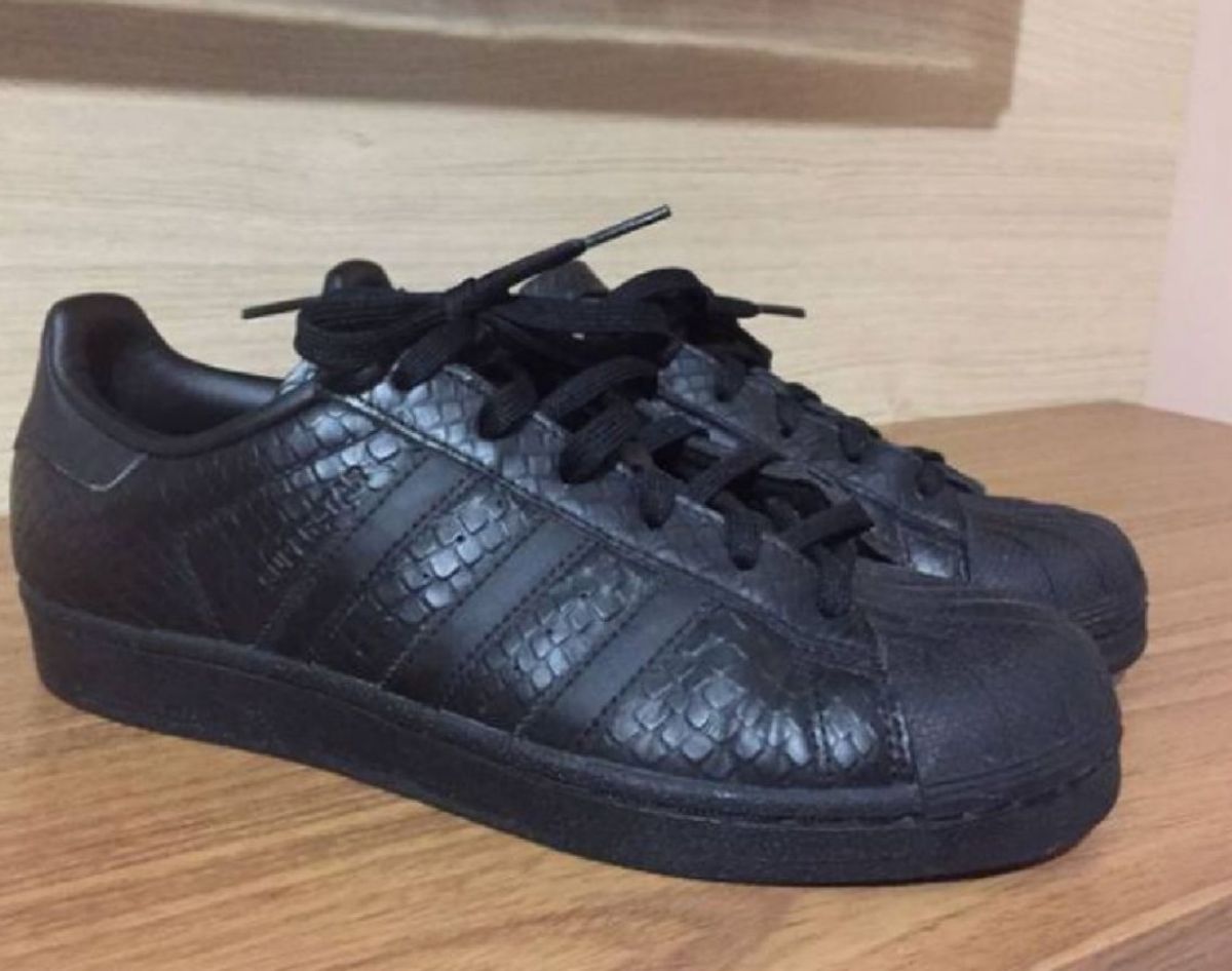 adidas preto couro