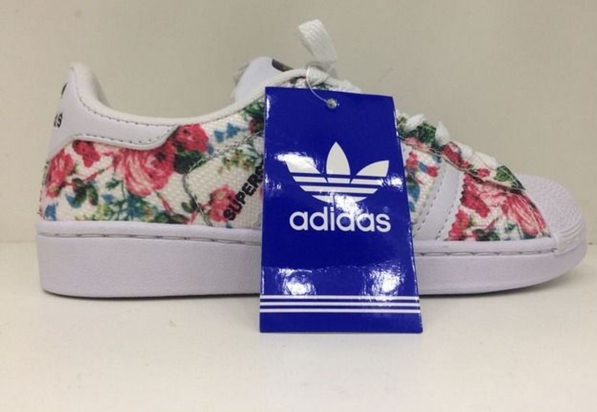 Tenis adidas superstar floral feminino sale