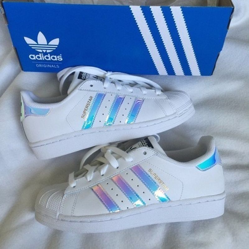 Tenis superstar best sale adidas holografico