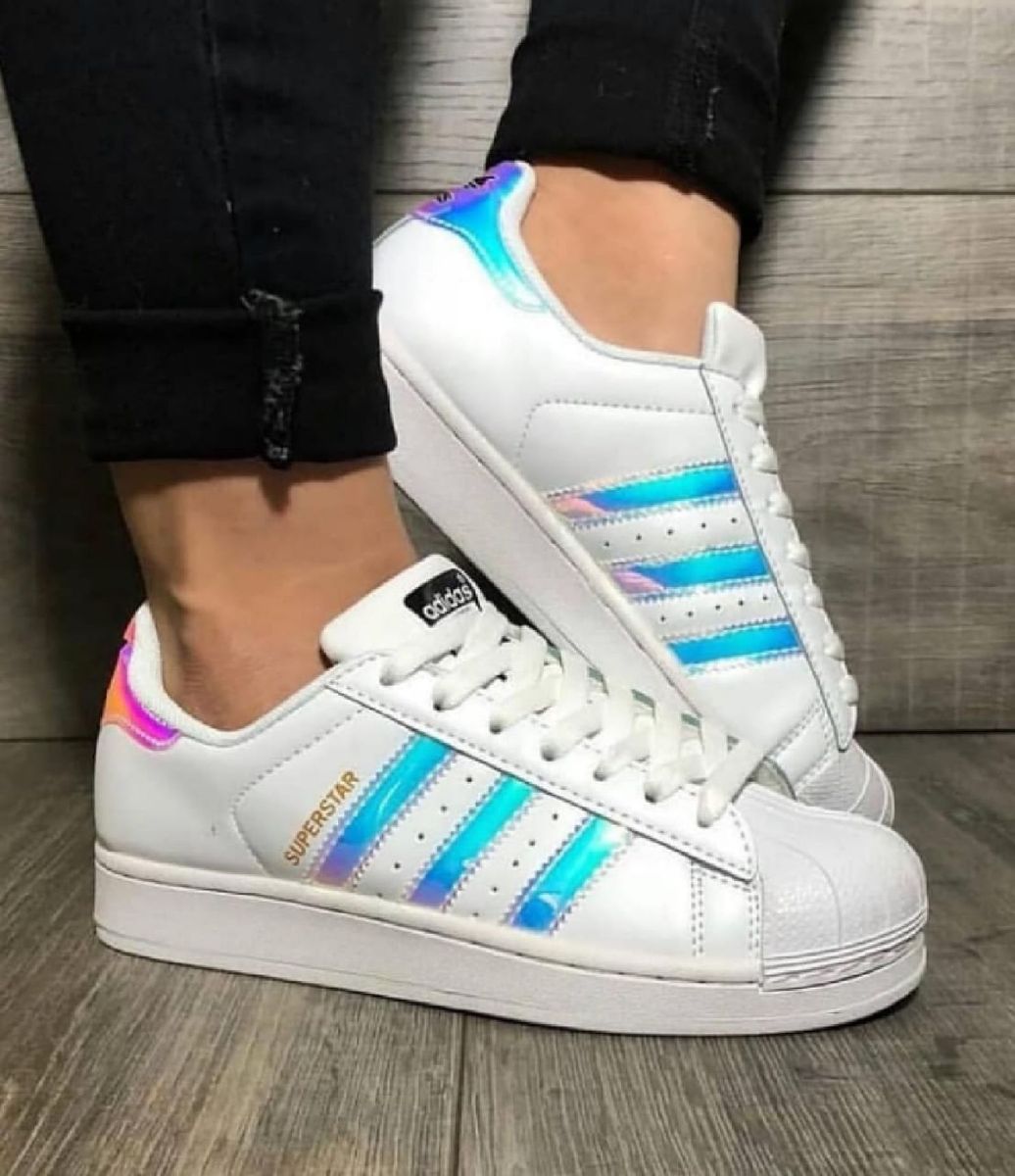 Tenis adidas holografico store feminino